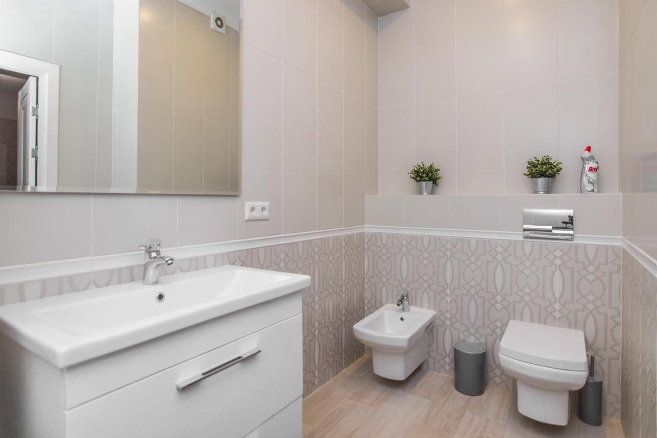 Luxury Best Grand New Apartaments Ultra Central 키시나우 외부 사진