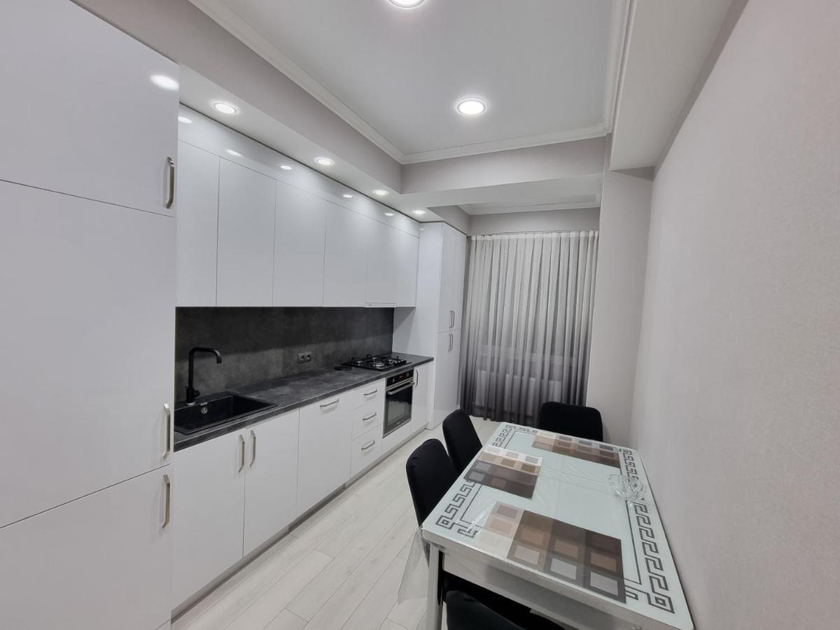 Luxury Best Grand New Apartaments Ultra Central 키시나우 외부 사진