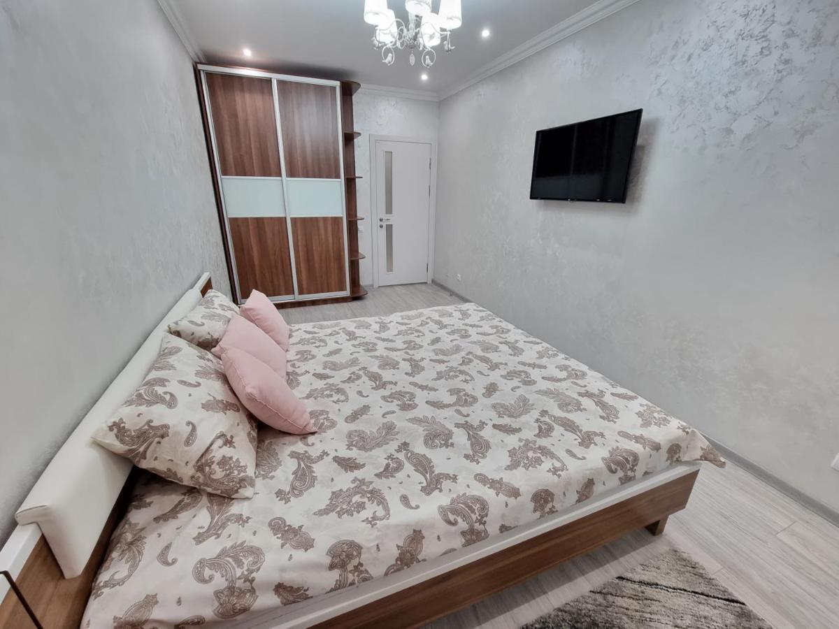 Luxury Best Grand New Apartaments Ultra Central 키시나우 외부 사진